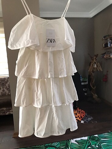 ZARA ETİKETLİ HARİKA ELBİSE