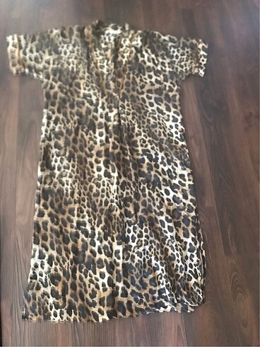 Zara ZARA HARİKA LEOPAR ELBİSE