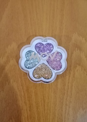 Glitter
