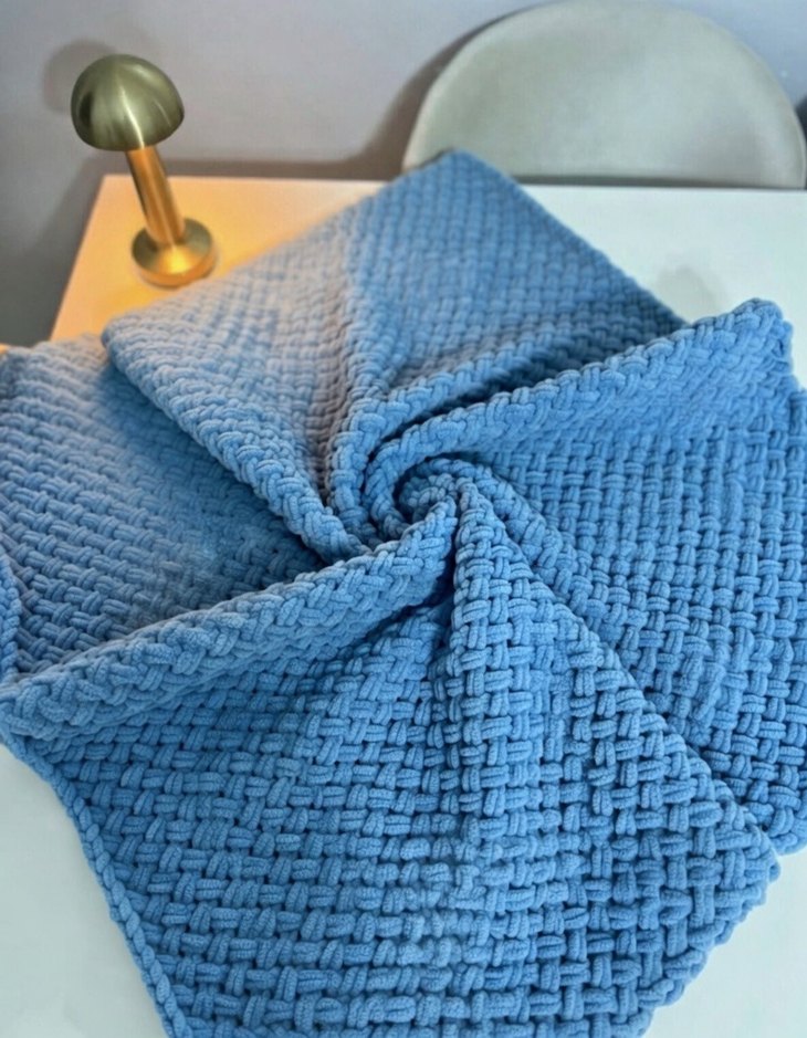 Kot Mavi Örgü Çocuk Battaniyesi - Görsel 3