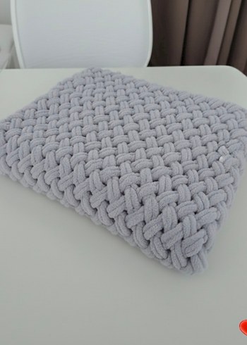 Gümüş Örgü Çocuk Battaniyesi - Görsel 2