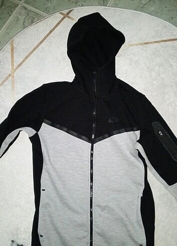 Nike tech fleece