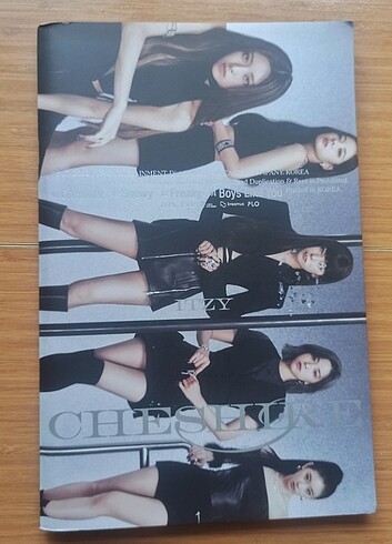 ITZY CHESHIRE Albüm CD