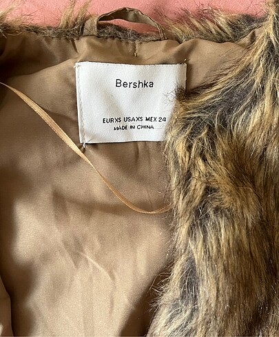 xs Beden BERSHKA Kürk yelek