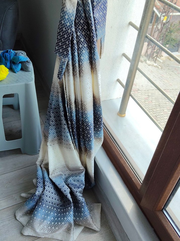 Mavi ve Gri Batik Desenli Perde - Görsel 3