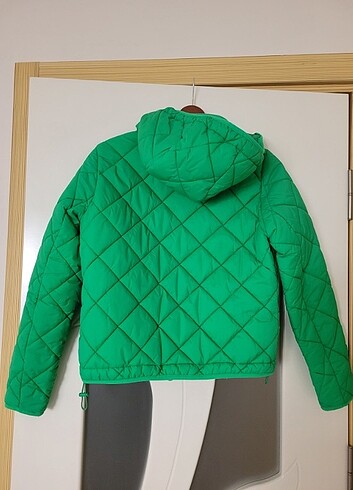 Zara ZARA KAPÜŞONLU ŞİŞME MONT