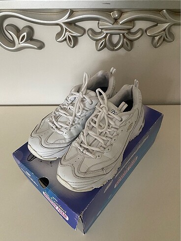 SKECHERS KADIN SPOR AYAKKABI