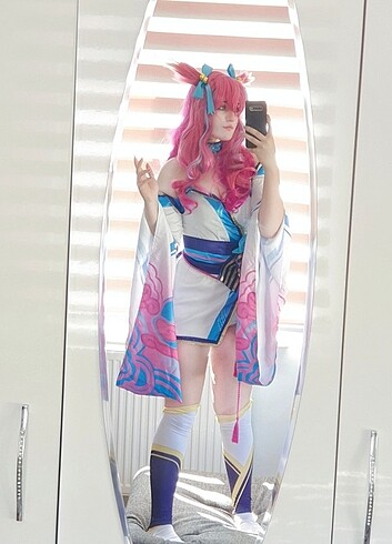 Ahri ruh çiçeği cosplay
