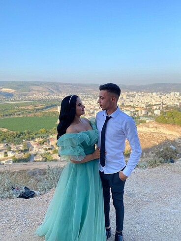 Carmen yaka Nişan elbisesi