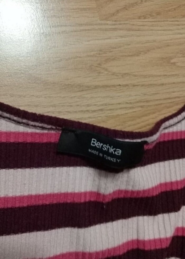 Bershka Büzgülü Crop - Görsel 5