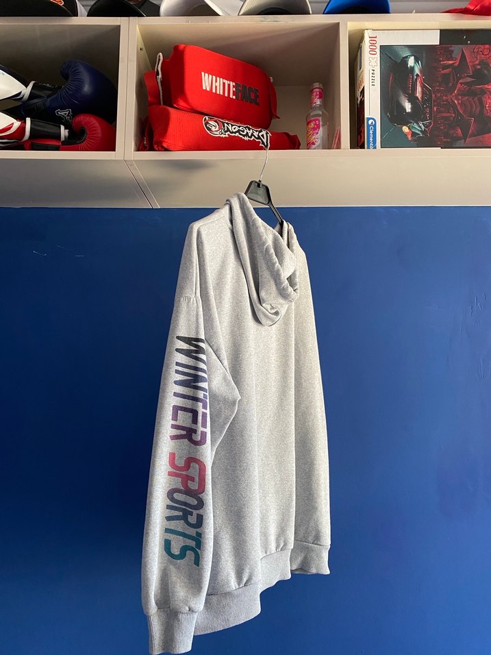 Gri Kapüşonlu Oversize Sweatshirt - Görsel 3