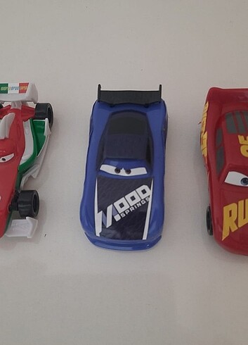  Beden Şimşek mcqueen ve arabalar 