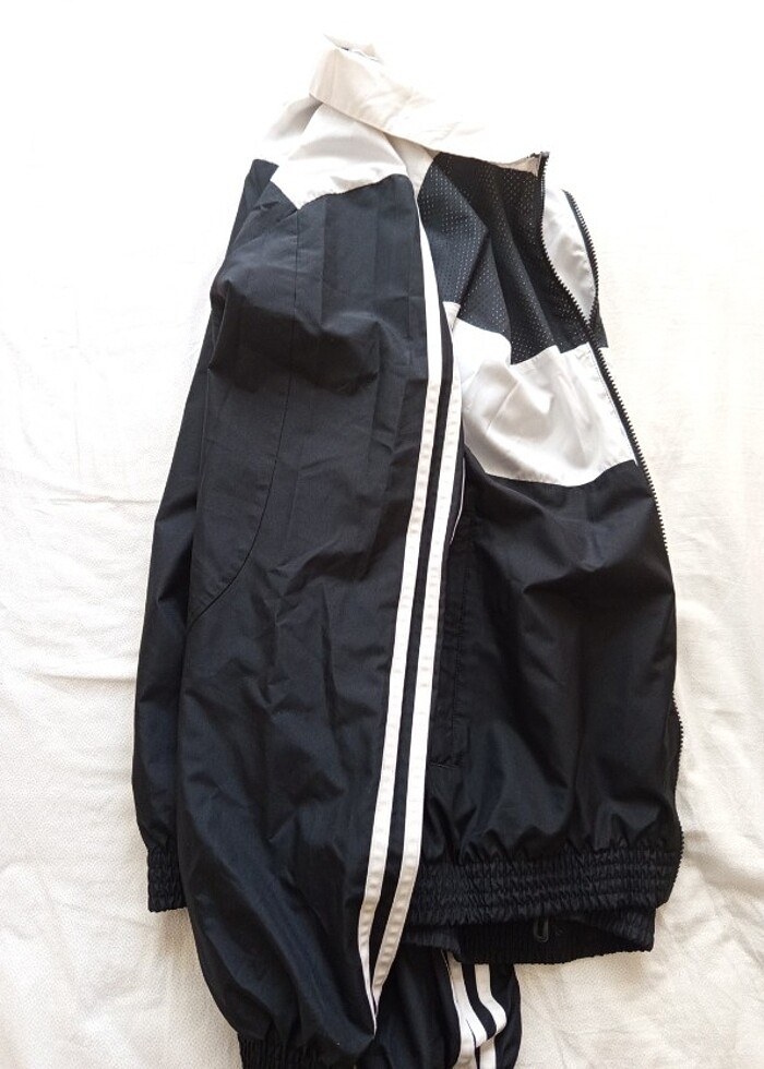 Adidas(orijinal) siyah eşofman takımı  - Görsel 2