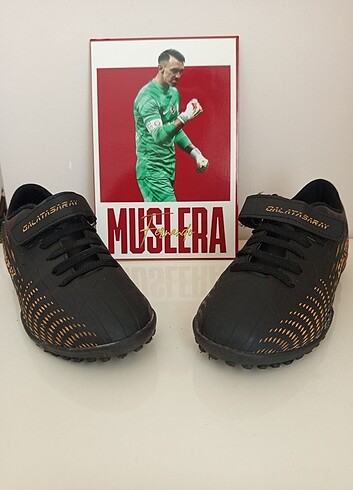 Galatasaray erkek çocuk halı saha ayakkabısı  - Görsel 3
