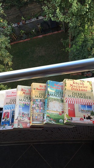 Diğer Küçük mucizeler dükkanı serisi