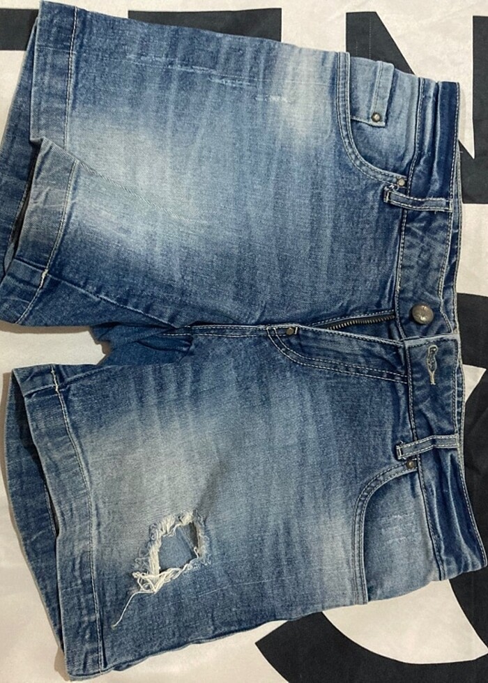 Kadın kot şort - Görsel 2