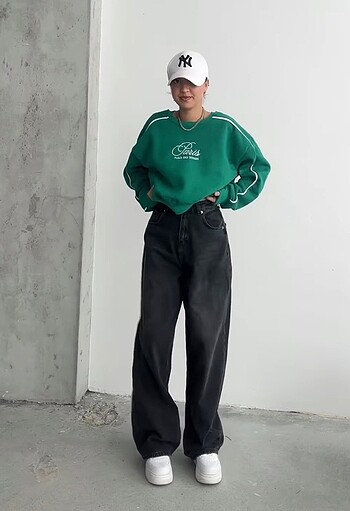 Paris Hilton Paris Sweatshirt