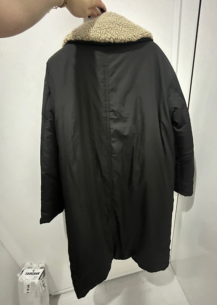 Stradivarius İçi Kürklü Kaban - Görsel 4