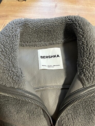 Bershka Bershka içi deri tüylü mont ceket