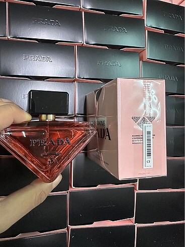 Prada paradoxe intense