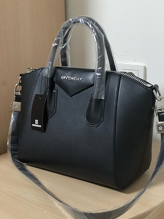 28 Beden Givenchy çanta 