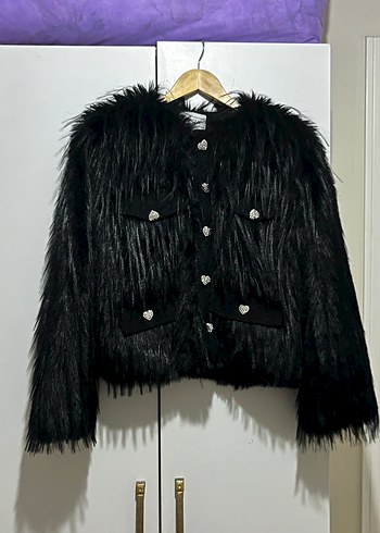 Uzun Siyah Tüylü Kadın Suni Kürk - Görsel 2