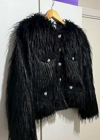 Uzun Siyah Tüylü Kadın Suni Kürk - Görsel 3