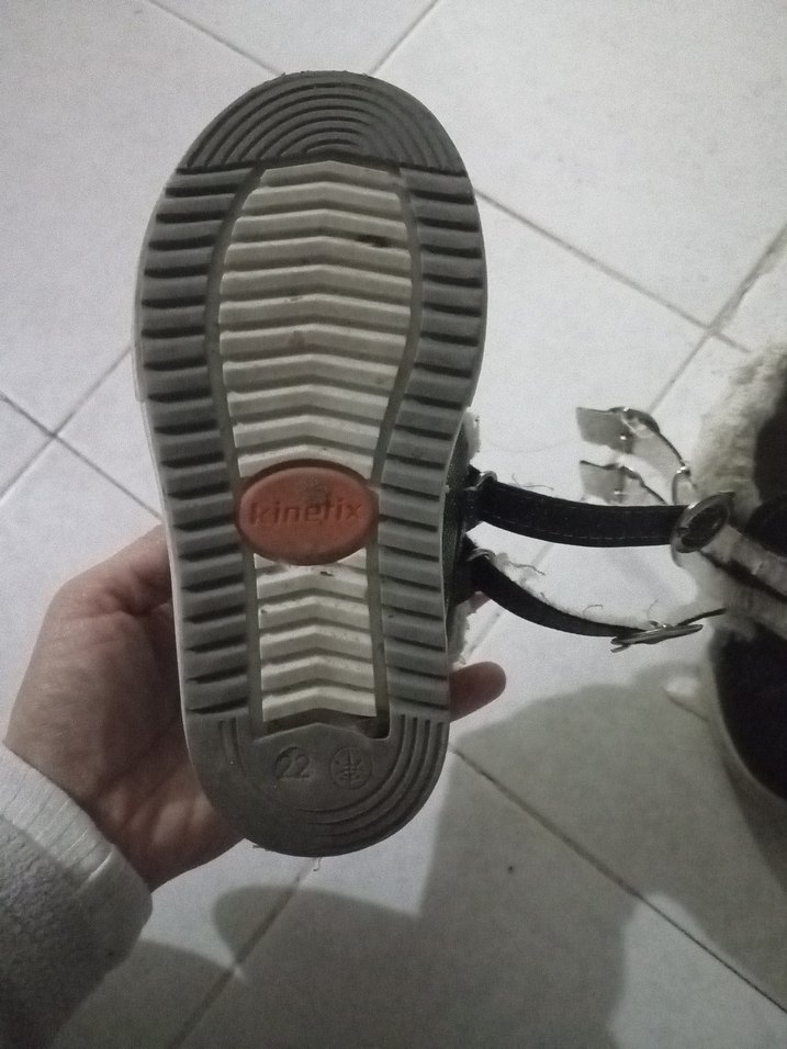 Kız Çocuk Gri Tokalı Kauçuk Bot - Görsel 5