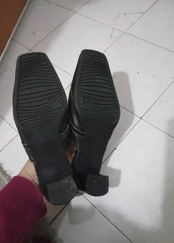 Tokalı Siyah Kadın Terlik - Görsel 3