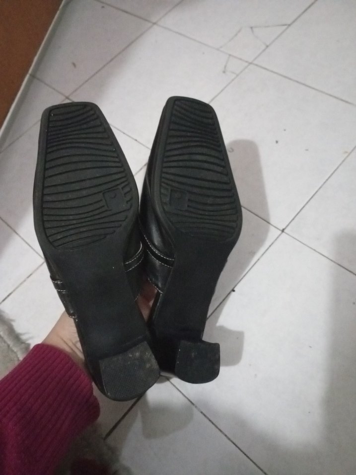 Tokalı Siyah Kadın Terlik - Görsel 3