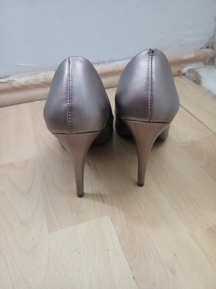 Bej Gri Minimalist Stiletto Topuklu Kadın Ayakkabı - Görsel 2