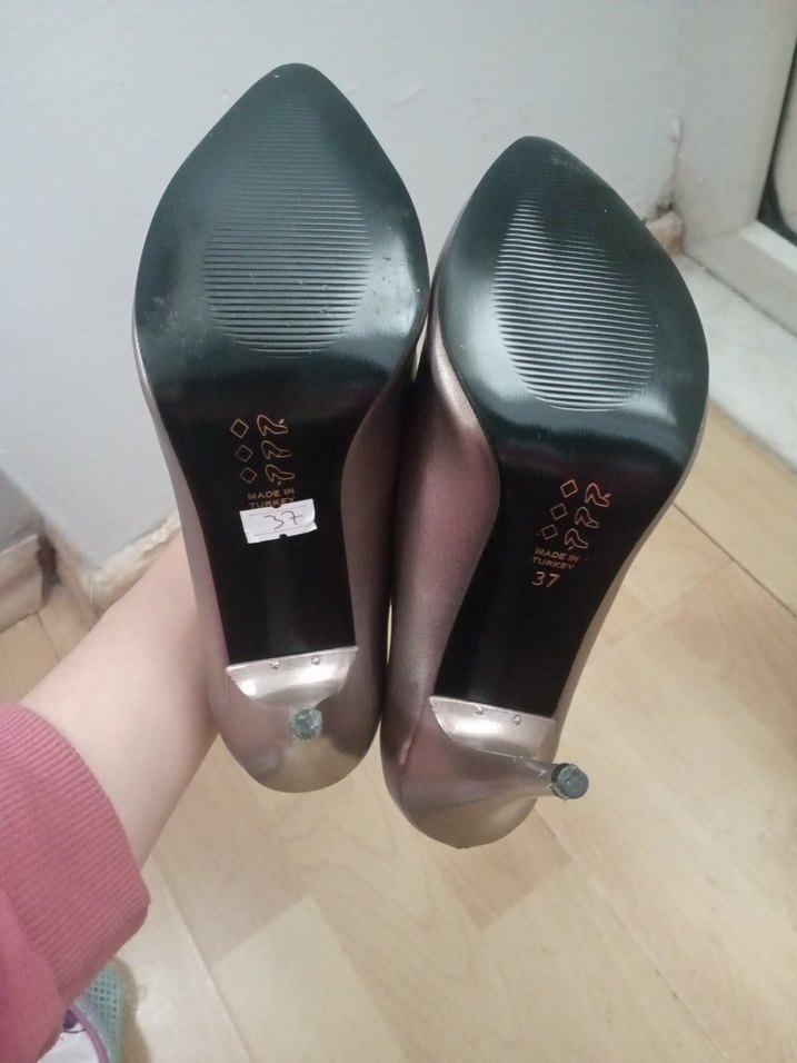 Bej Gri Minimalist Stiletto Topuklu Kadın Ayakkabı - Görsel 4