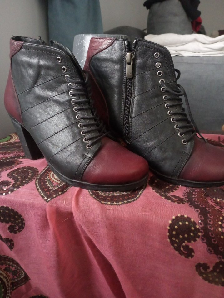 Bordo Deri Gotik Kadın Botlar - Görsel 2