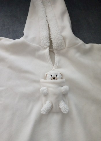 Kapüşonlu Beyaz Kız Çocuk Panço - Görsel 2