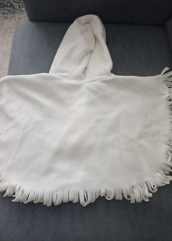 Kapüşonlu Beyaz Kız Çocuk Panço - Görsel 3