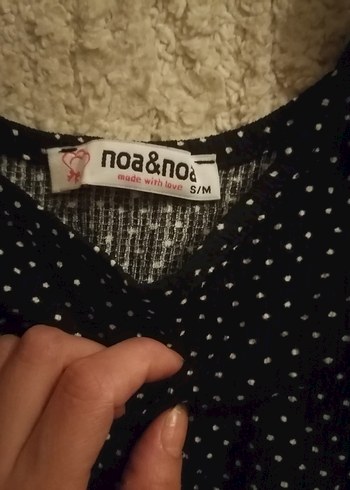 Düğmeli Puantiyeli Siyah Crop Top - Görsel 2