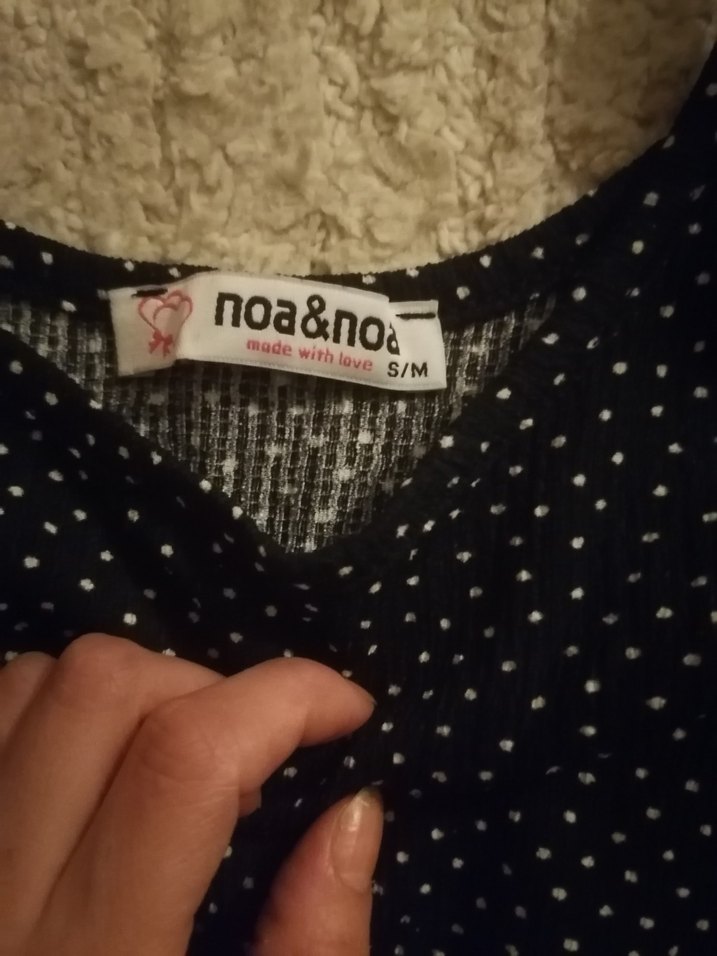 Düğmeli Puantiyeli Siyah Crop Top - Görsel 2