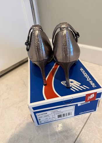 Gri Baskılı Tokalı Stiletto Kadın Ayakkabı - Görsel 3