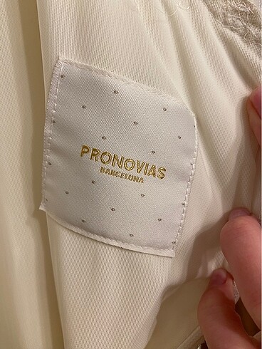 Pronovias vakko gelinlik - Görsel 6