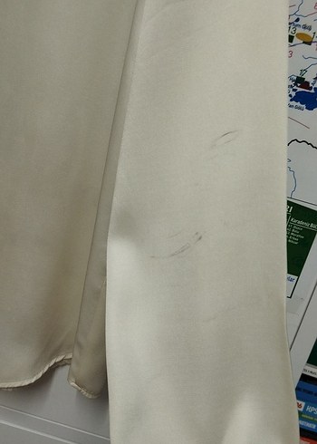 Siyah yakalı beyaz uzun kollu kadın gömlek - Görsel 5