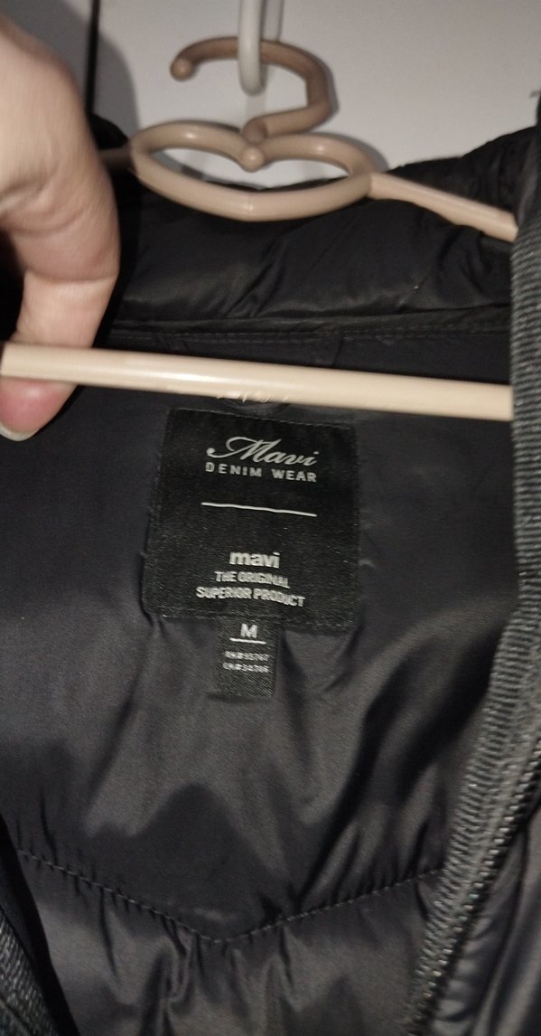 Siyah Fermuarlı Kadın Kışlık mont - Görsel 2