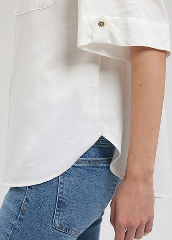 Düğmeli Beyaz Kadın Gömlek - Görsel 3