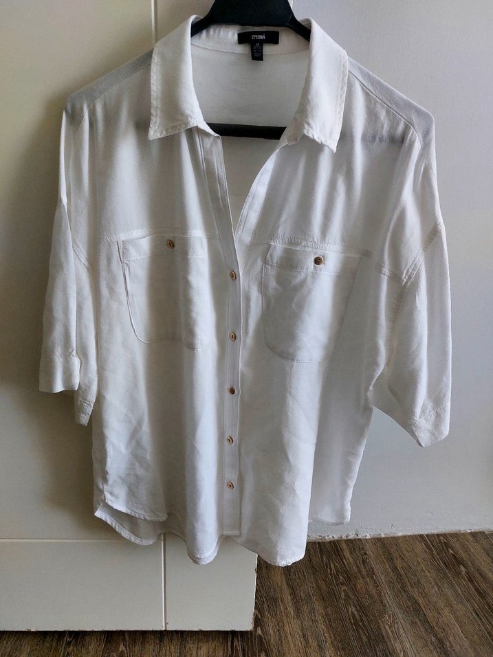 Düğmeli Beyaz Kadın Gömlek - Görsel 4