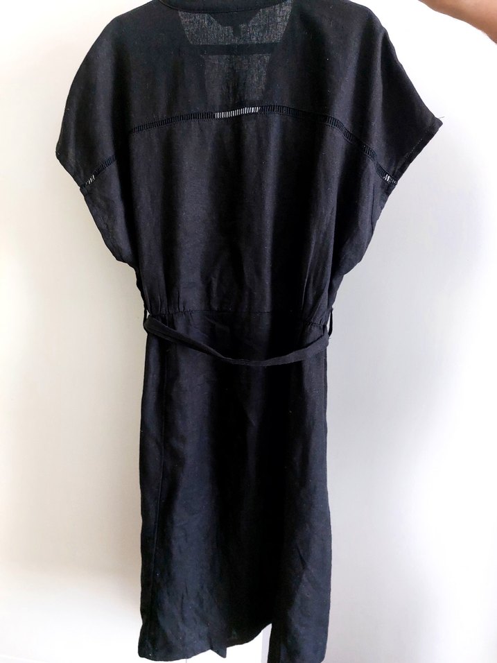 Düğmeli Siyah Midi Rahat Elbise - Görsel 3