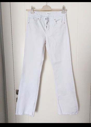 MANGO . Beyaz Kadın Regular Fit Midi Kot Pantolon - Görsel 5