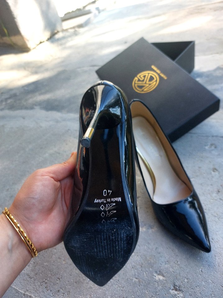 Parlak Siyah Yılan Desenli Stiletto - Görsel 3