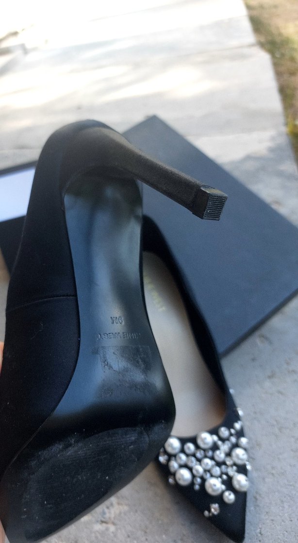 İnci ve Boncuk Detaylı Siyah Topuklu Kadın Ayakkabı - Görsel 3