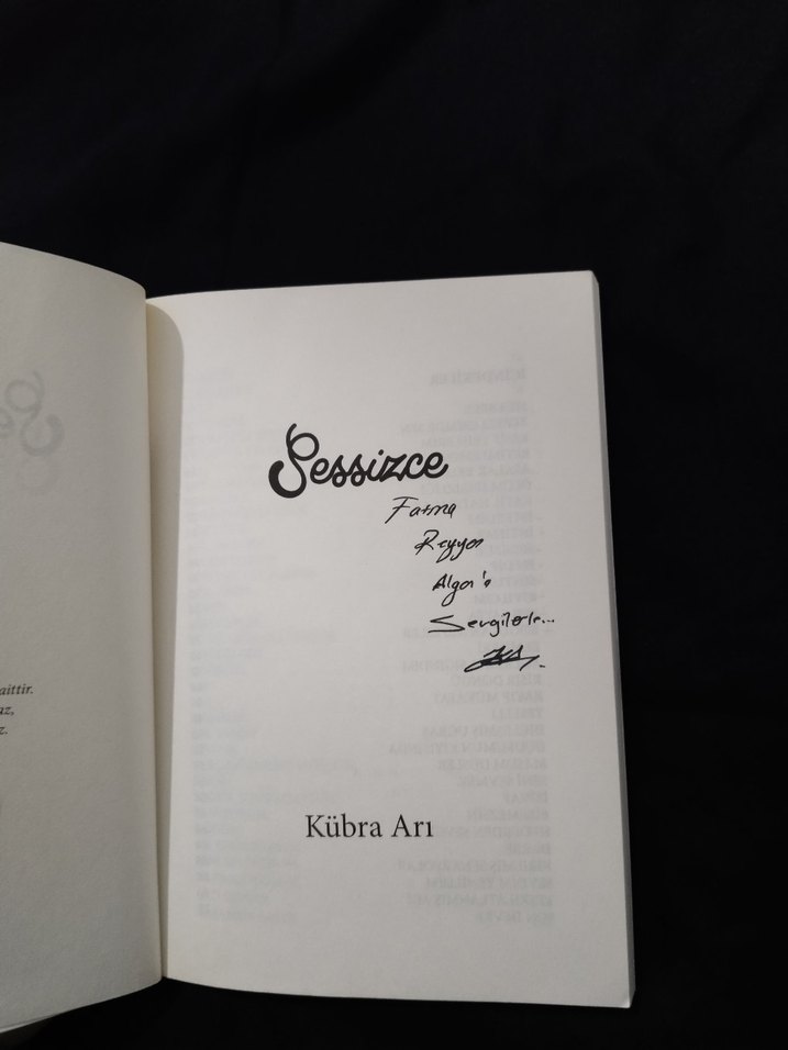 Sessizce - Kübra Ari Şiir Kitabı - Görsel 2