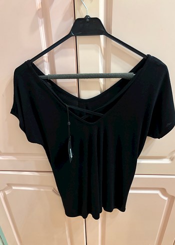 Siyah V Yakalı Kadın Tişört MAVİ JEANS - Görsel 9