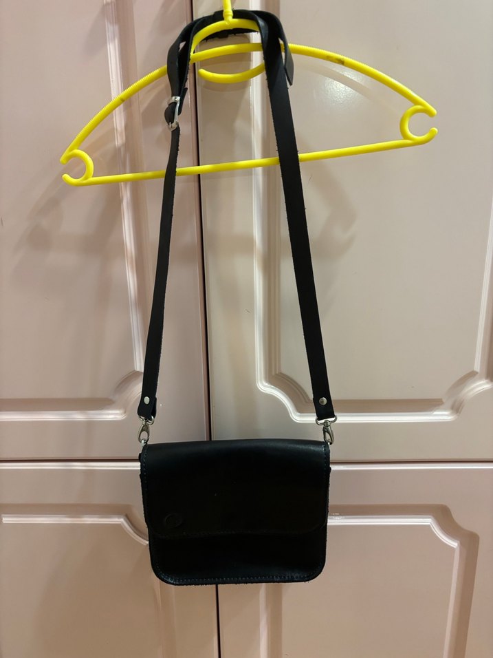 Siyah Deri Kadın Omuz Çantası - Görsel 4